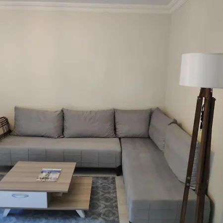 Modern Homestay In Kadikoy, *