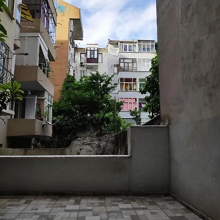 Modern Homestay In Kadikoy, בית אירוח *